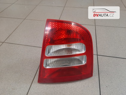 Pravé zadní světlo 1U6945096